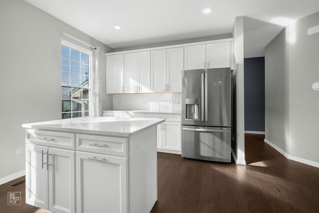 Photo - 231 Lakeshore Dr