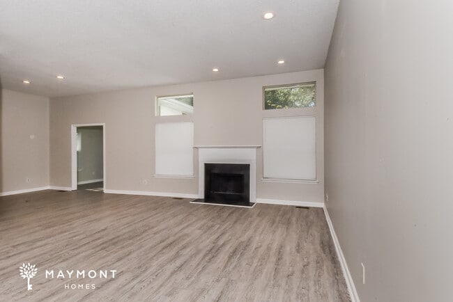 Photo - 106 Ascot Ct