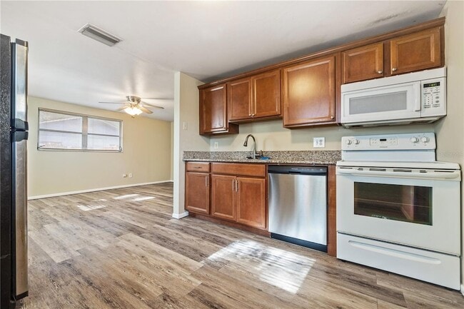 Photo - 3631 Anderson Ave