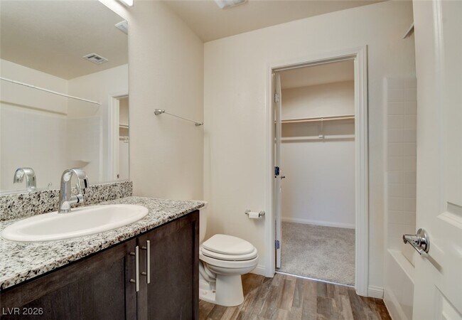 Photo - 7030 Spicy Merlot St