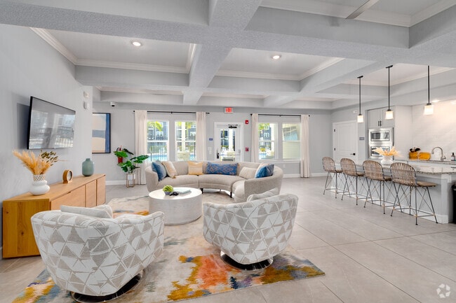 Clubhouse - Vantage Apartments