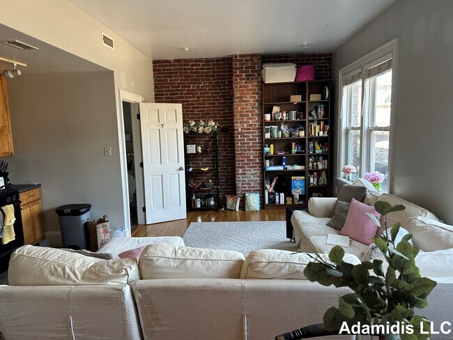 Photo - 605 Dorchester Ave Apartment Unit 3