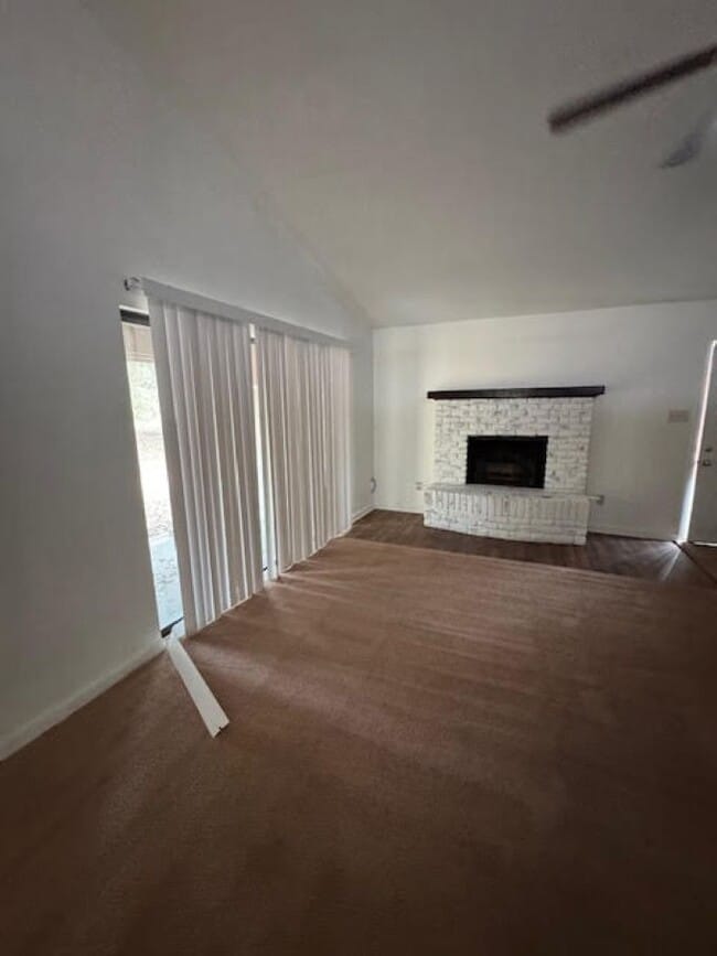 Photo - 6 Whispering