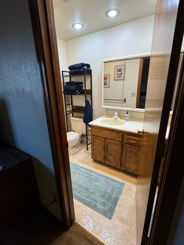 Photo - 550 Weaver Ave