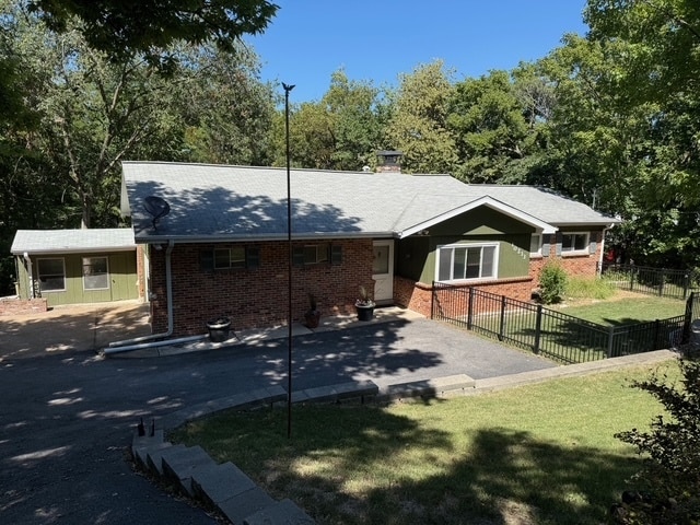 Building Photo - Lindbergh Schools 3BD 2.5 Bth Open Floor Plan Rental