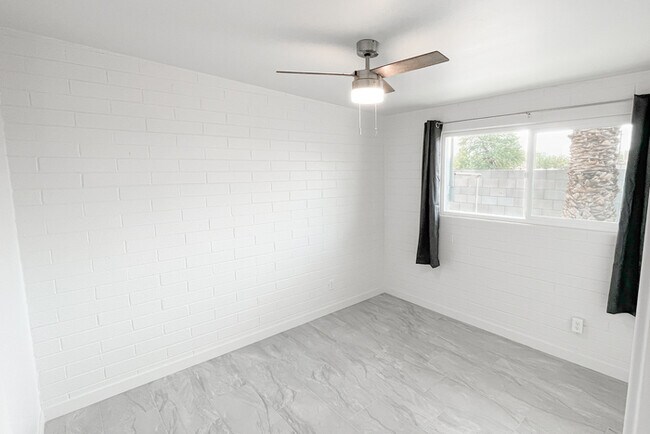 Photo - 1127 N Harold St Tempe AZ 85281