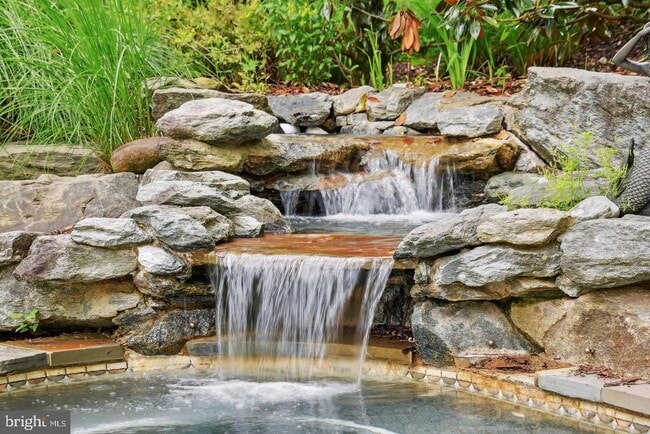 Photo - 9939 Bentcross Dr