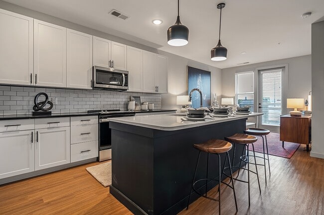 Hadley Model Kitchen with Quartz Countertops and Stainless Steel Appliances