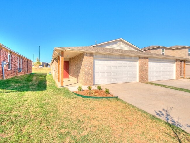 Photo - Three Bedroom | Two Bath Duplex in Redstone Ranch with Full service Lawncare