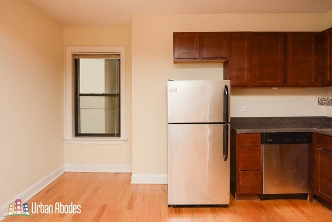 Photo - 1350 N Dearborn St Unit M02B