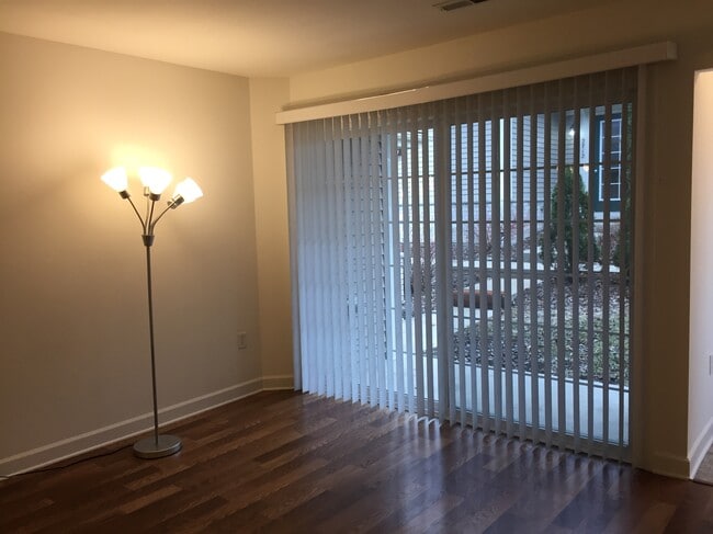 Photo - 2724 Hidden Dr