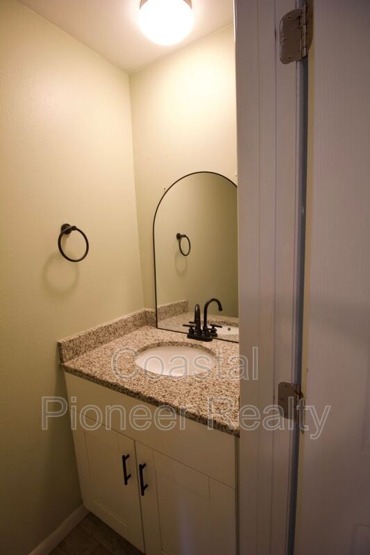 Photo - 5822 16th Ln S Unit Apt 4