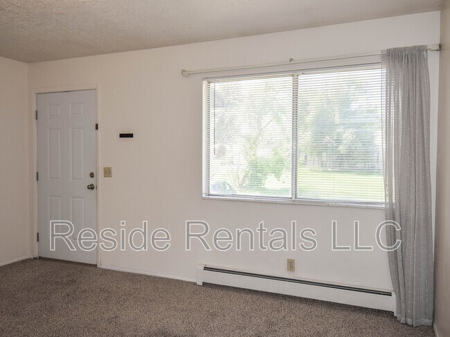 Photo - 301 1/2 West 500 North - 2