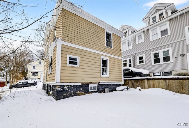 Photo - 162 Reed Ave