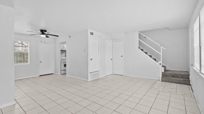 Photo - 9706 Farragut St