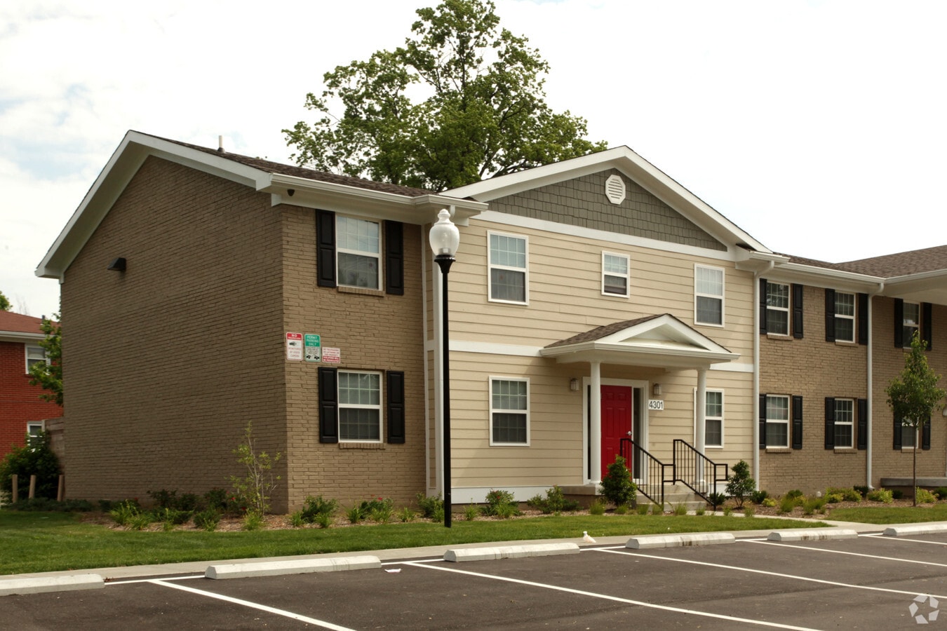 Photo - Willow Place Apartments