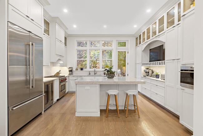 Building Photo - 1111 Bloomfield St