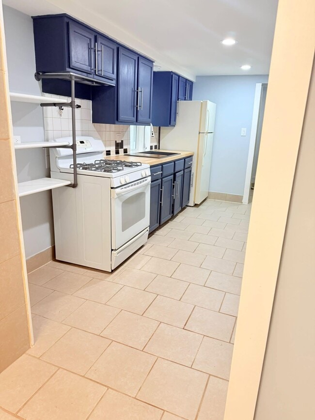 Photo - 2807 N 74th Ct Unit B