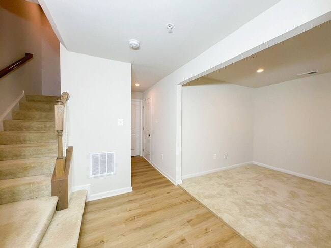 Photo - 72 Caswell Dr