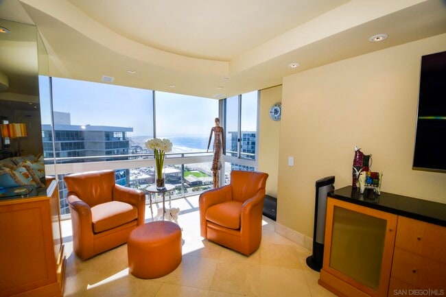 Photo - 1810 Avenida Del Mundo Unidad 1609