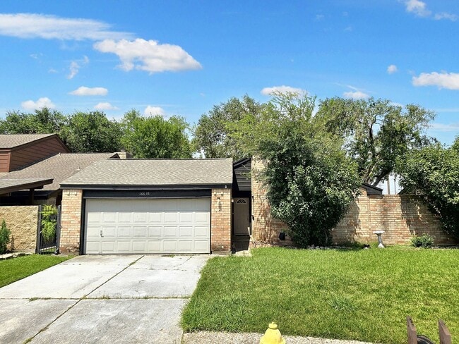 Building Photo - 16635 Neumann Dr