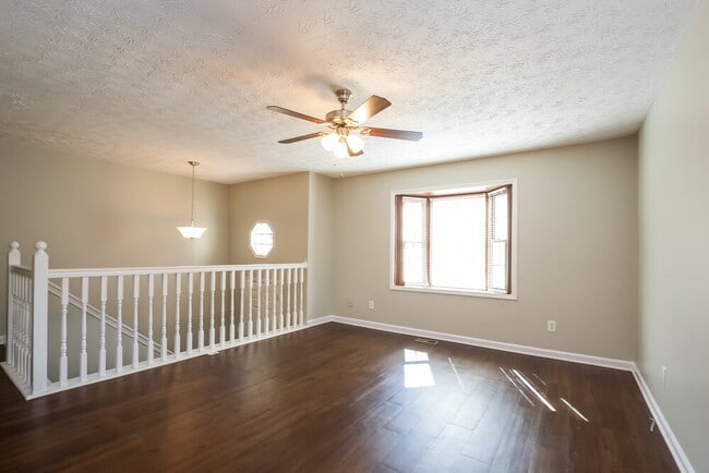 Photo - 187 Sherwood Forest Dr