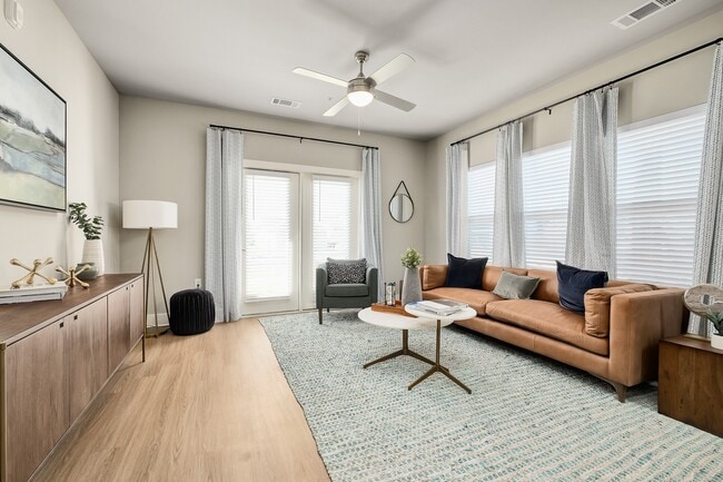 Photo - Exchange at Crestview