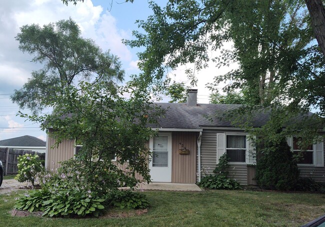 Ready to Move-in at McKinley Terrace - Ready to Move-in at McKinley Terrace House