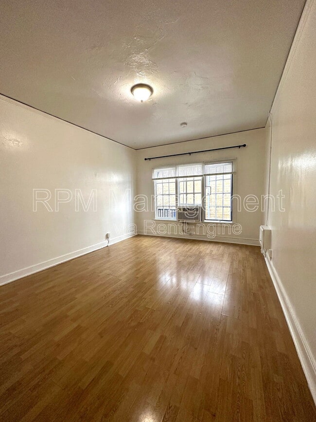 Photo - 1825 Ivar Ave Condo Unit 211