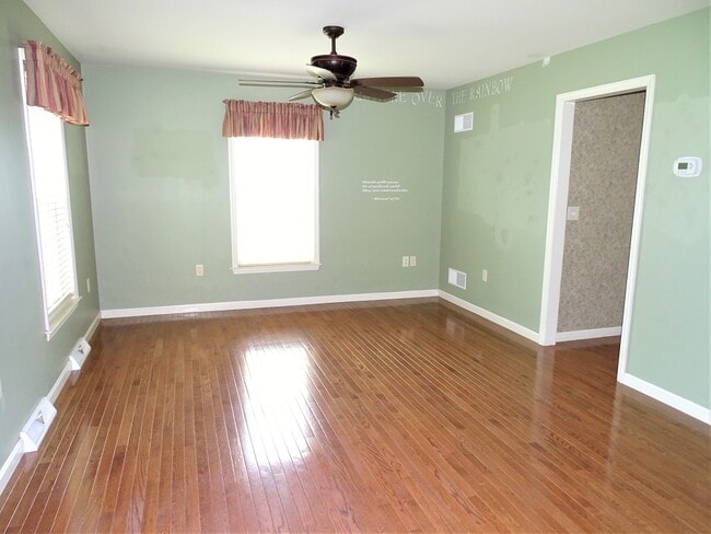 Photo - 90 Battens Cir