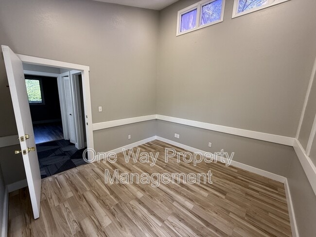 Photo - 1221 28th Ave