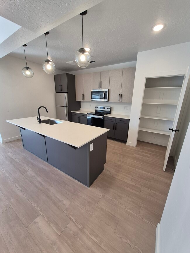 Promontory Place