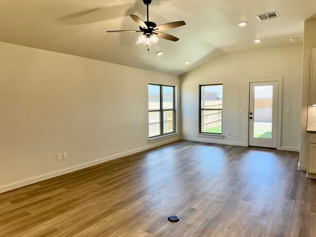 Photo - Gorgeous Brand New Build 4/2/2 in Coveted Wolfforth Neighborhood!