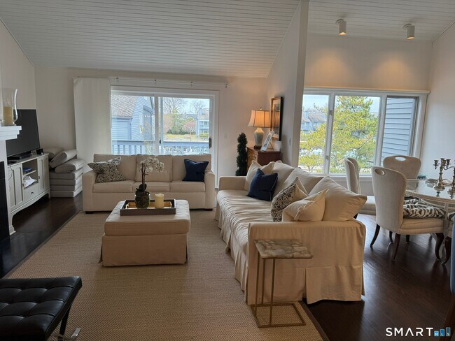 Photo - 1 Island Dr Unit 9