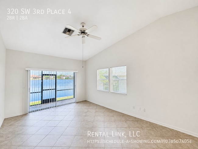 Photo - 320 SW 3rd Pl