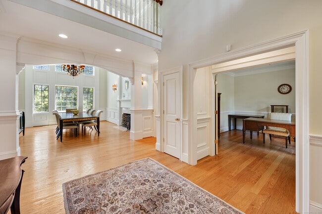 Photo - 215 Old Mountain Rd