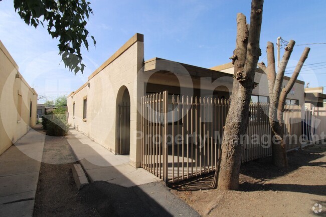 Building Photo - 6742 W Palmaire Ave Rental