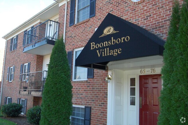 Bonosboro Village - Boonsboro Village Apartments