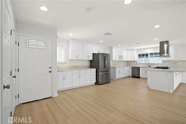 Photo - 18543 Adivino St