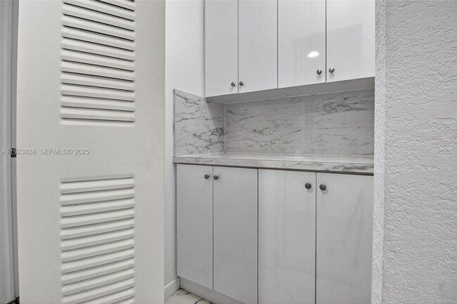 Photo - 500 NE 26th St Unit 4B