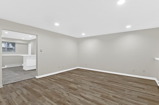 4 Horizon View Dr W Unit 2-4 Horizon View Drive
