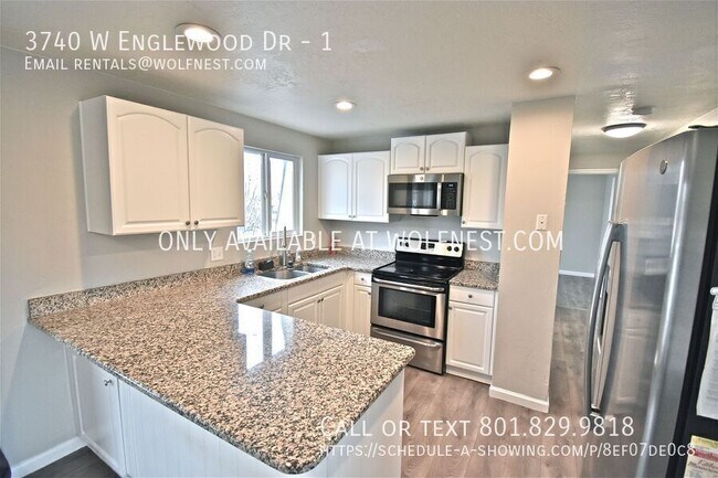 Photo - 3740 Englewood Dr Unit 1
