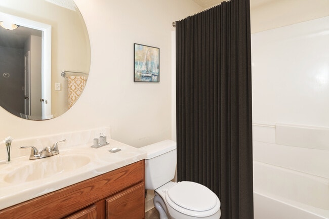 Photo - McKaig Court Apartments