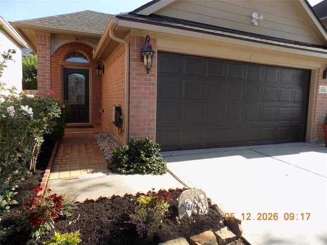 Photo - 13715 Rural Oak St