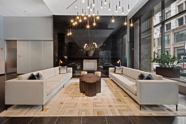 Photo - 60 E Monroe St