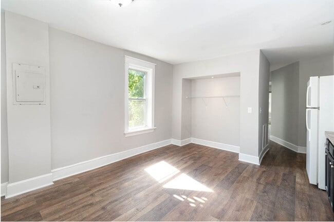 Photo - 551 Radnor St Unit 2