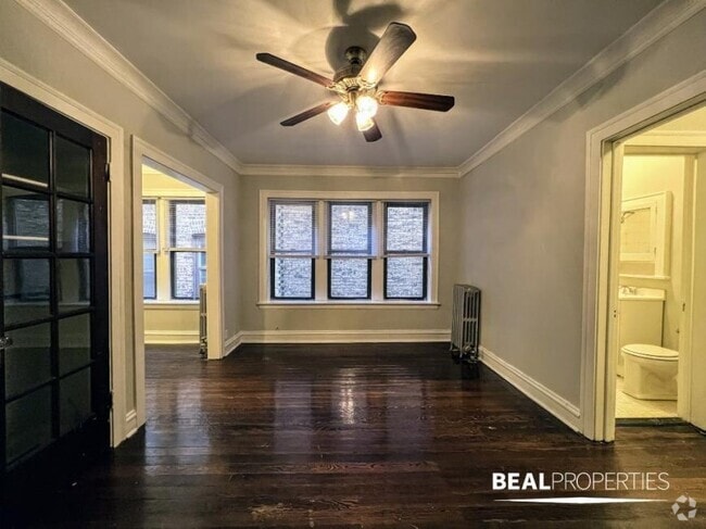 Building Photo - 0 bedroom in CHICAGO IL 60640 Unit 304 Rental