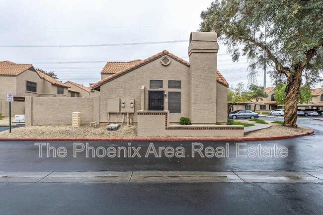 Photo - 3491 N Arizona Ave