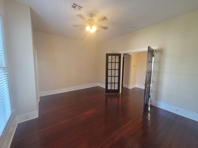 Photo - 3215 Avenue O Unit UP