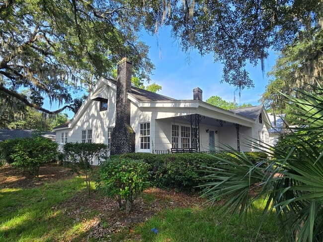 Building Photo - Cute house